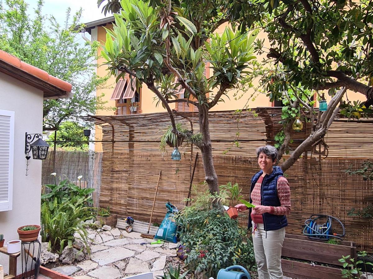 Сasa de vacaciones - Charming Little House With Terrace Niza